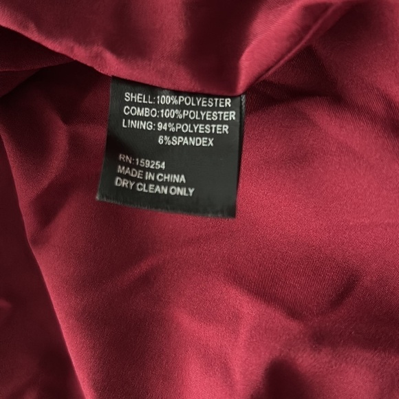 NWT Toccin Teddy Cocoon Coat in Grenadine (Red) color. Women’s size small. - Picture 8 of 8